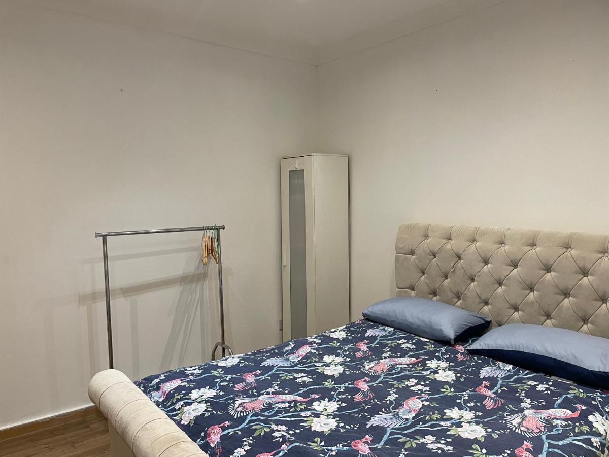 Private Room- Direct Travel Central/ Heathrow 런던 외부 사진
